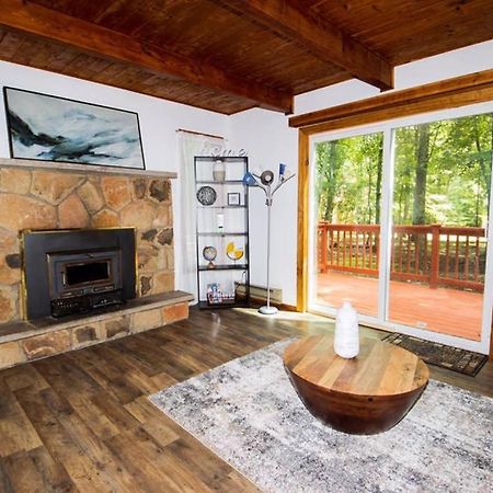 Entire 3 Bedroom Adventure Chalet, Near The Best Of The Poconos East Stroudsburg Eksteriør billede