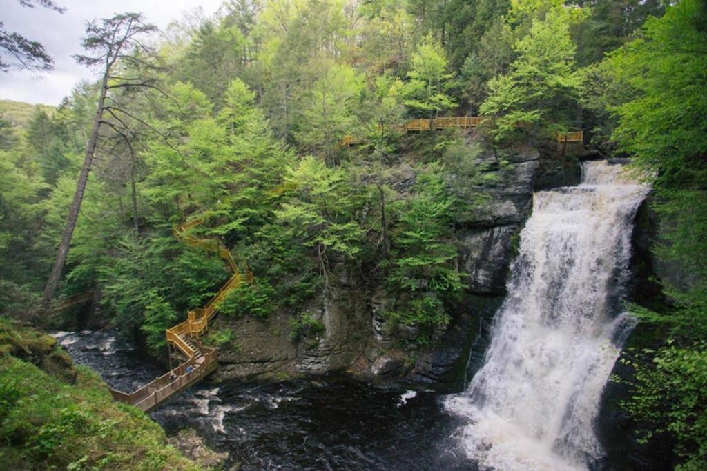 Entire 3 Bedroom Adventure Chalet, Near The Best Of The Poconos East Stroudsburg Eksteriør billede
